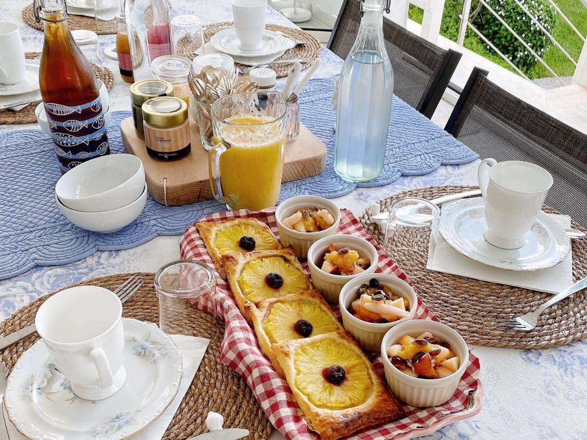 Couette-café Volli Three